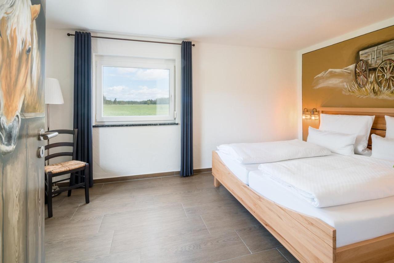 אאולנדורף Hotel Hofgut Tiergarten מראה חיצוני תמונה