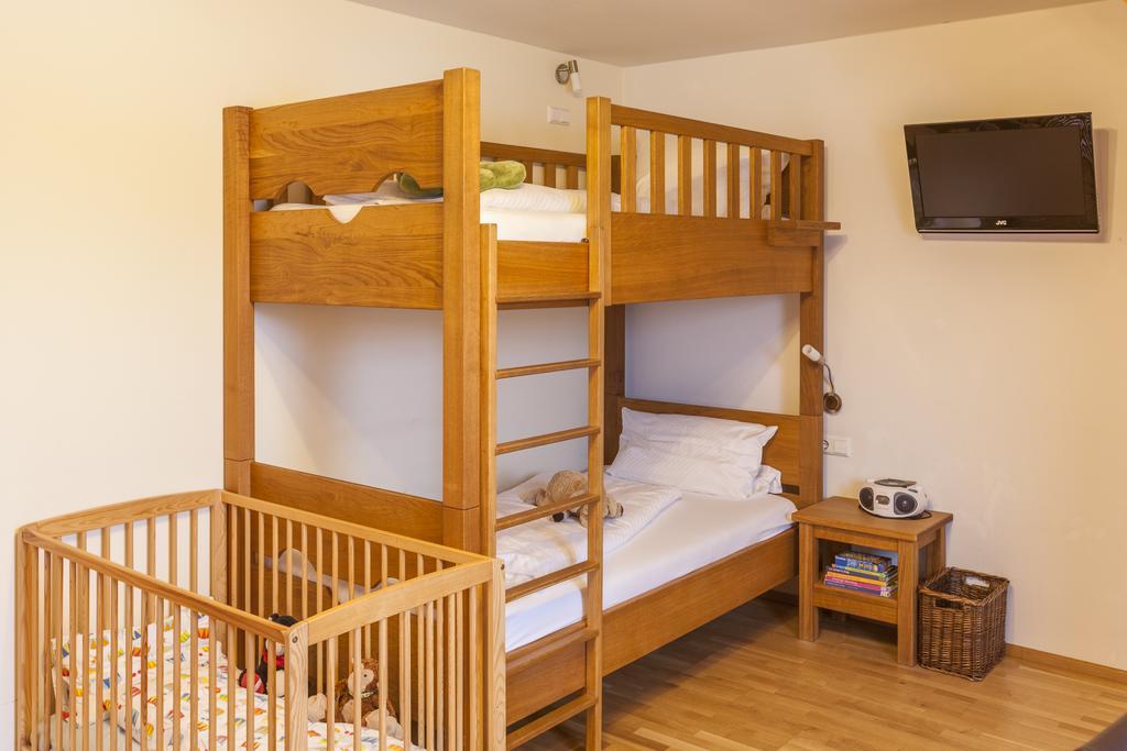 אאולנדורף Hotel Hofgut Tiergarten מראה חיצוני תמונה