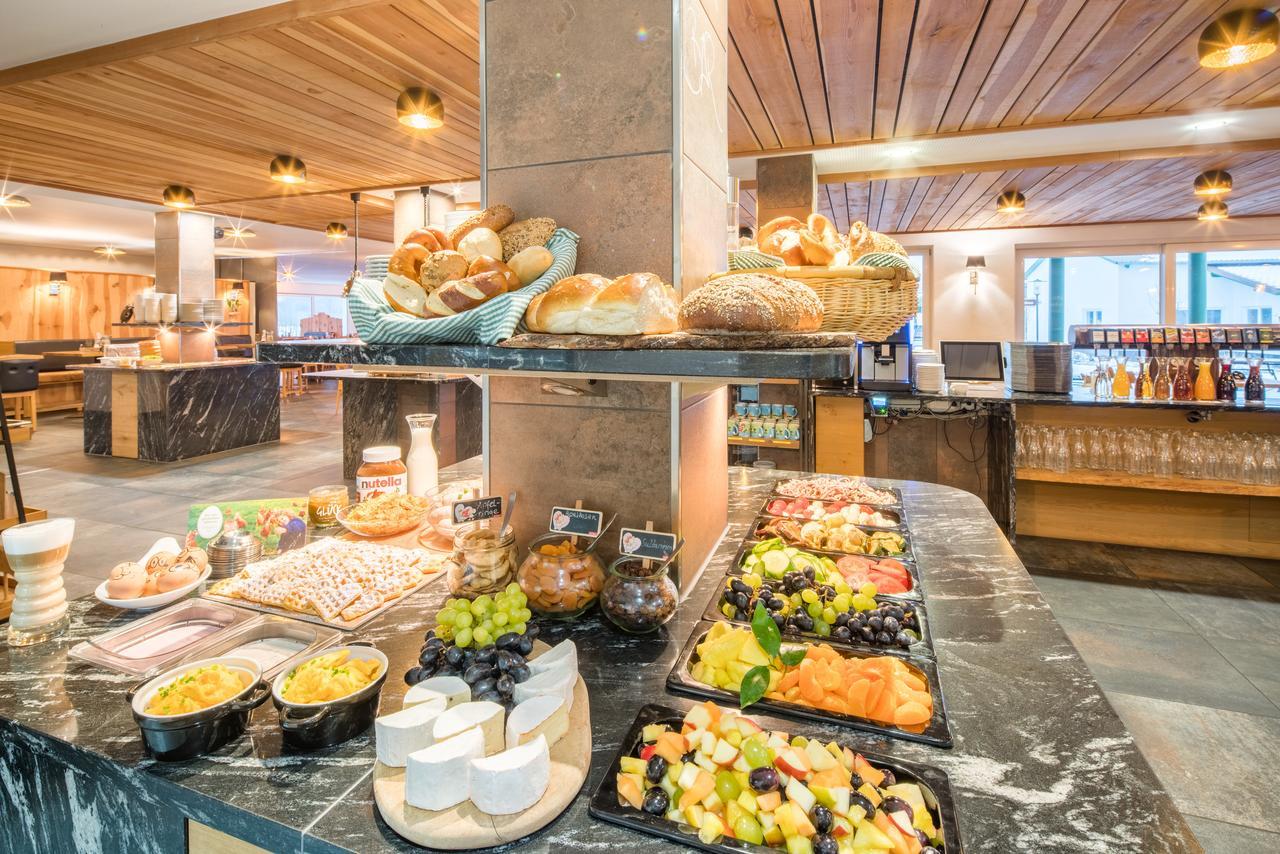 אאולנדורף Hotel Hofgut Tiergarten מראה חיצוני תמונה