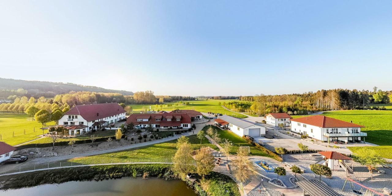אאולנדורף Hotel Hofgut Tiergarten מראה חיצוני תמונה